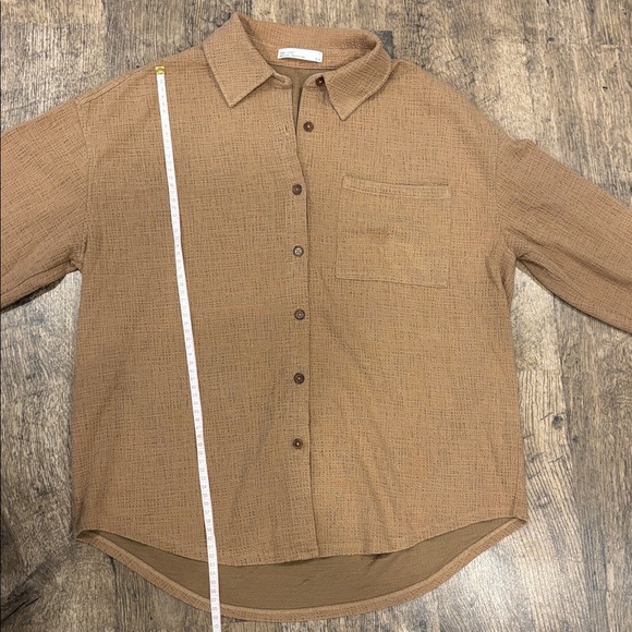 OAK + FORT Oversized Camel Textured Comfy Shirt - Picture 6 of 8